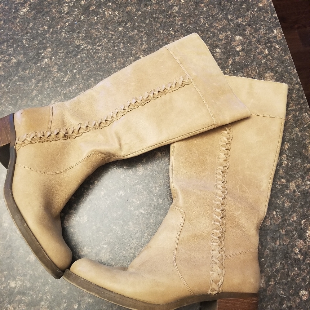 Lucky brand boots